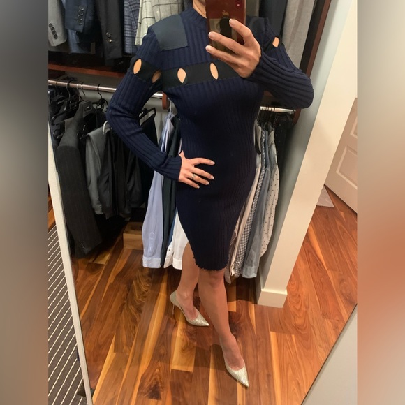 Alexander Wang navy blue ribbed dress with cutouts and épaullet details. Small - Picture 5 of 7